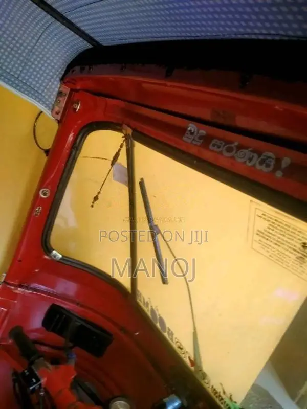 Bajaj 2 Stroke 2006 Three Wheel (Used)