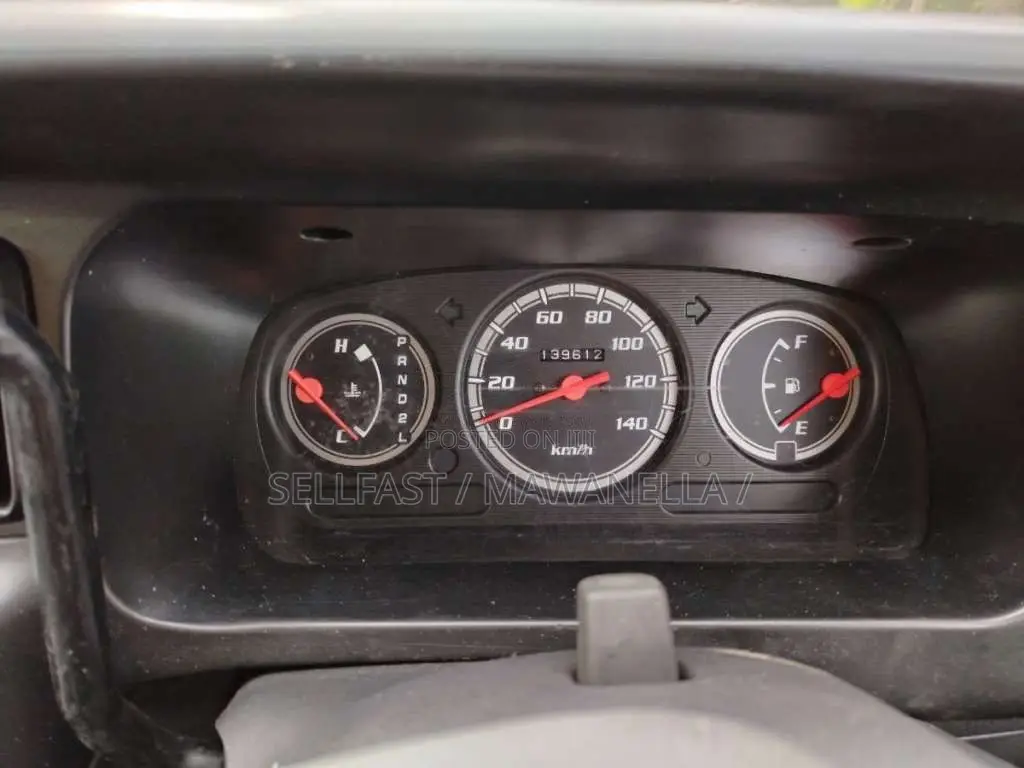 Daihatsu S200 2002 Van (Used)