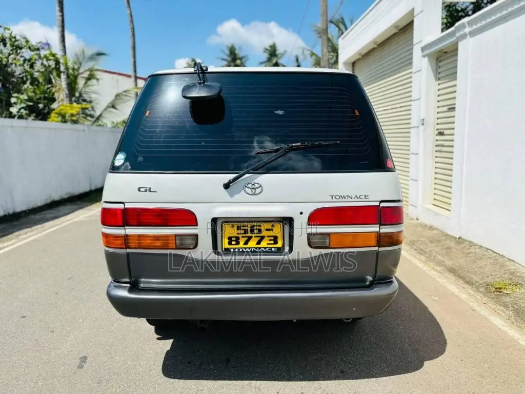 Toyota Townace 1992 Van (Used)