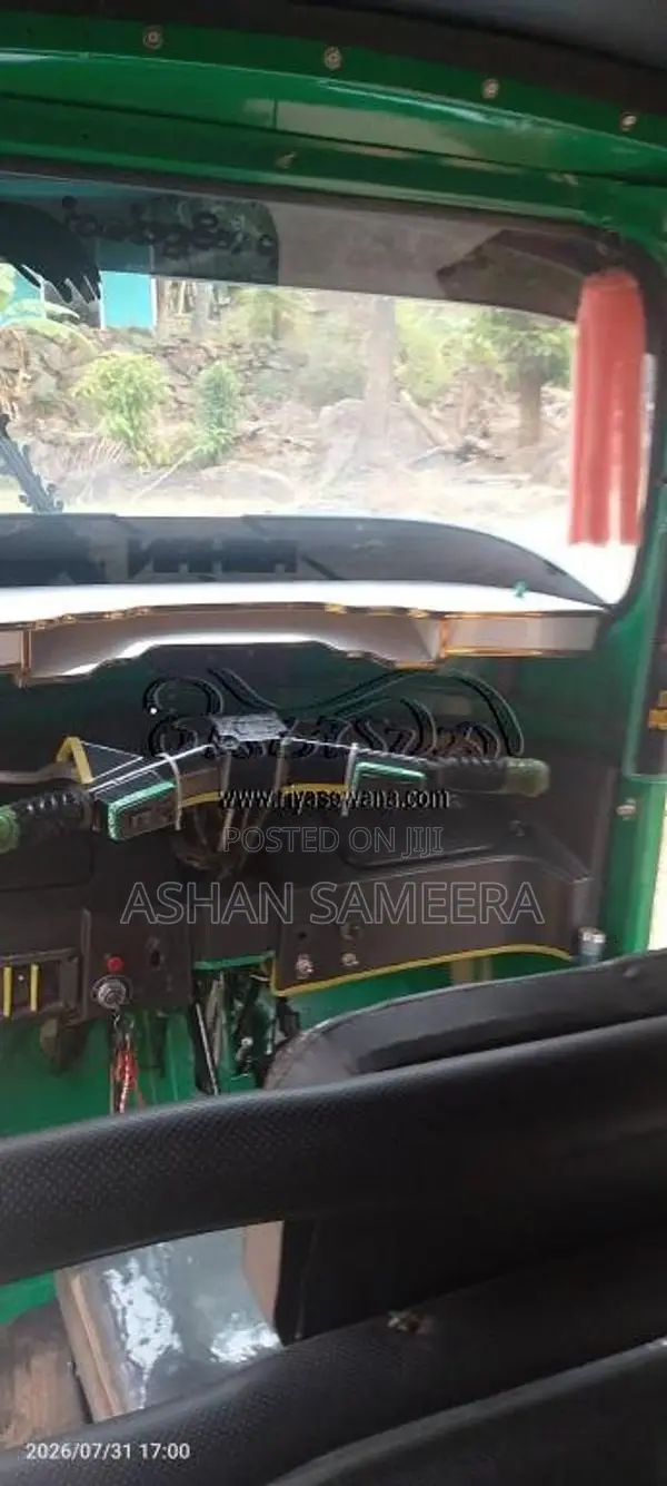 Bajaj RE 2013 Three Wheel (Used)