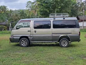 Nissan Qd 32 1998 Van (Used)