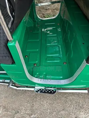 Bajaj 4 stroke 2011 Three Wheel (Used)
