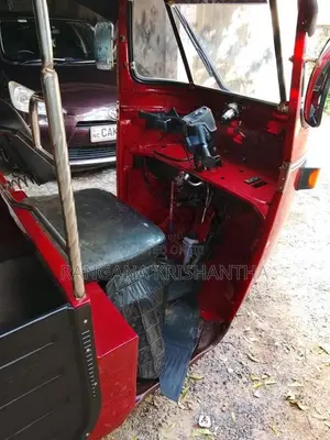 Bajaj 4 Stroke 2007 Three Wheel (Used)