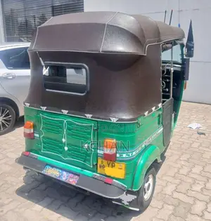 Bajaj RE 2011 Three Wheel (Used)