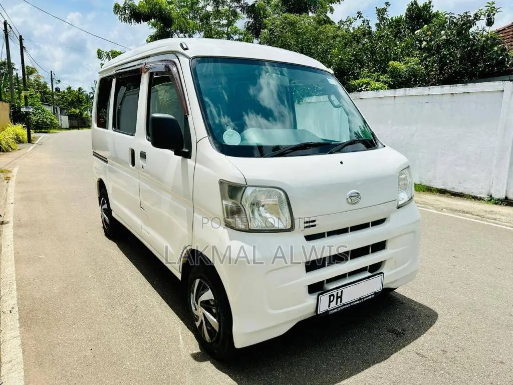 Daihatsu Hijet 2014 Van (Used)
