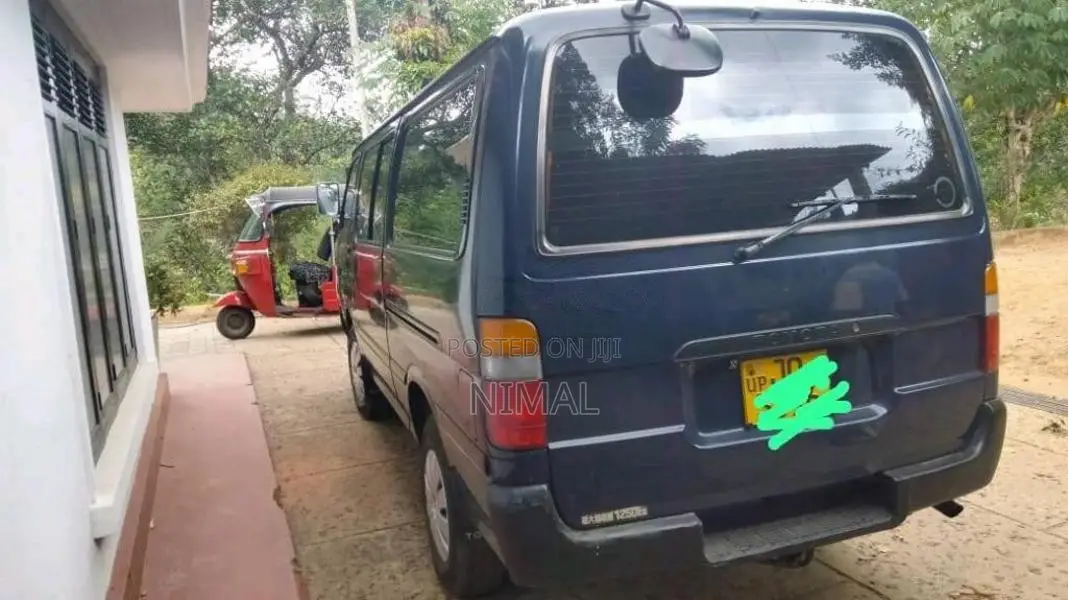 Toyota LH178 1998 Van (Used)