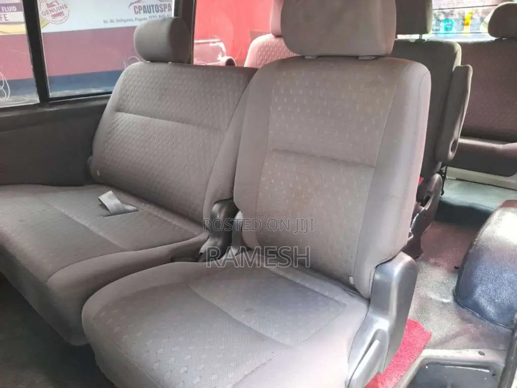 Toyota Dolphin 1991 Van (Used)
