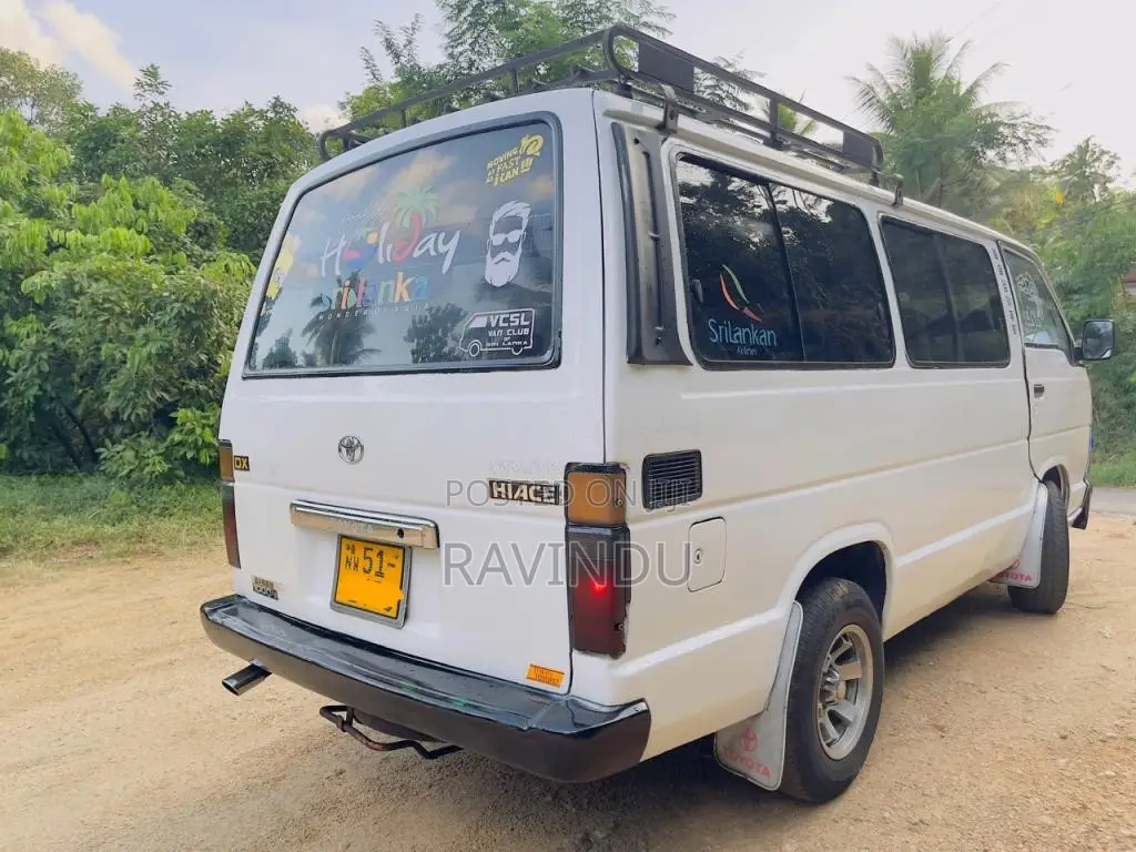 Toyota Shell 1987 Van (Used)