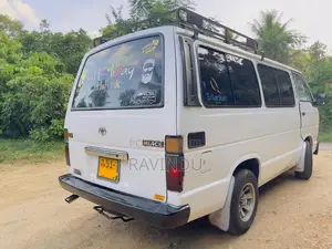 Toyota Shell 1987 Van (Used)