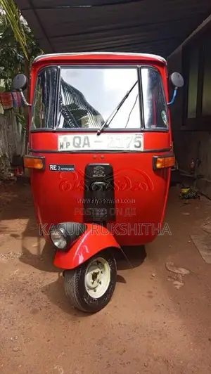 Bajaj RE 2 Stroke 2005 Three Wheel (Used)