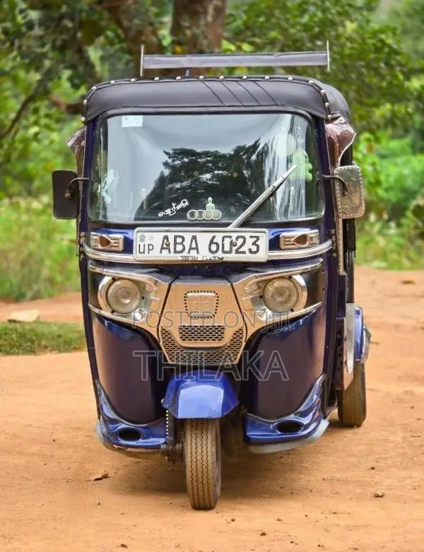 Bajaj RE 2015 Three Wheel (Used)
