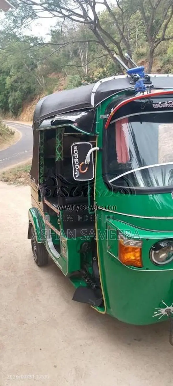 Bajaj RE 2013 Three Wheel (Used)