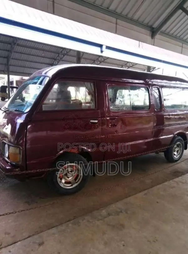 Toyota LH 40 1985 Van (Used)