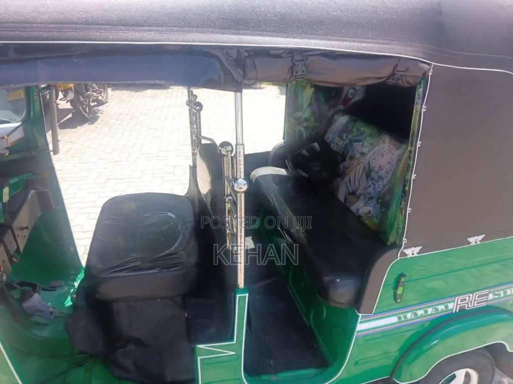 Bajaj RE 2011 Three Wheel (Used)