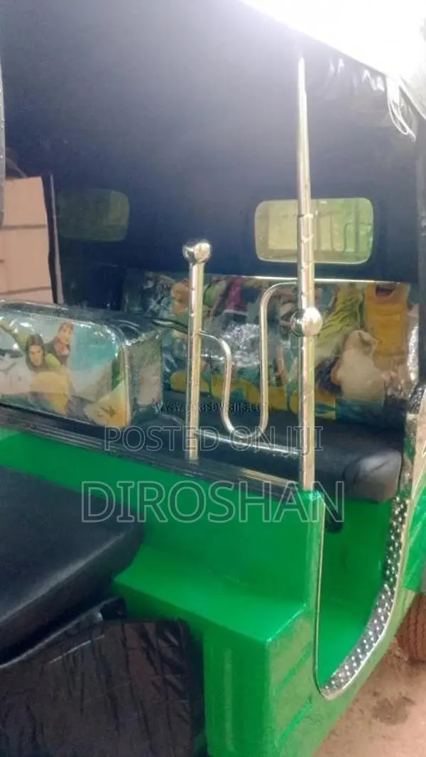 Bajaj 4 Stroke 2007 Three Wheel (Used)