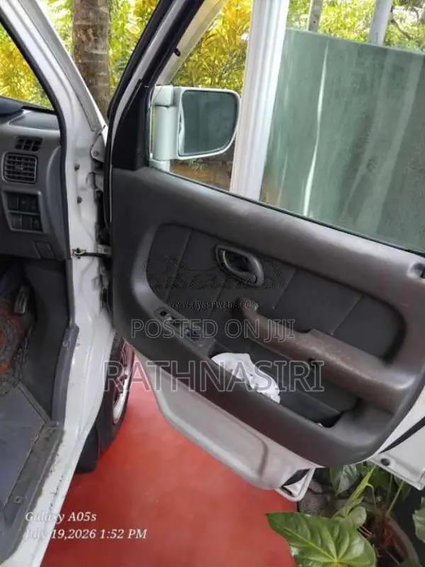 Suzuki Every 2005 Van (Used)