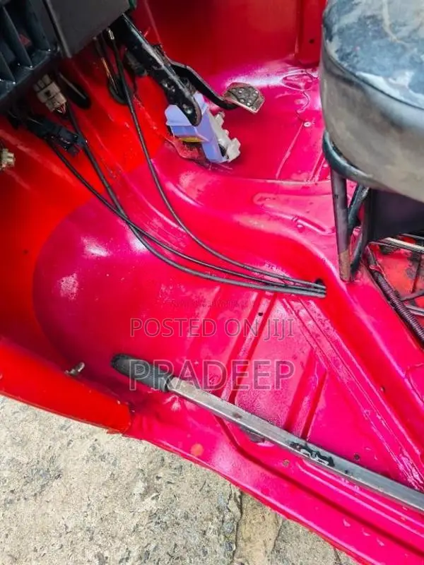 Bajaj Re 2015 Three Wheel (Used)