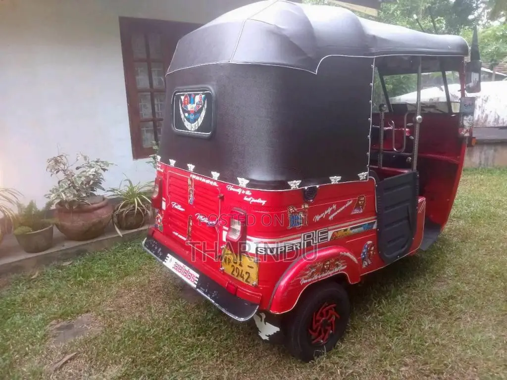 Bajaj RE 2004 Three Wheel (Used)