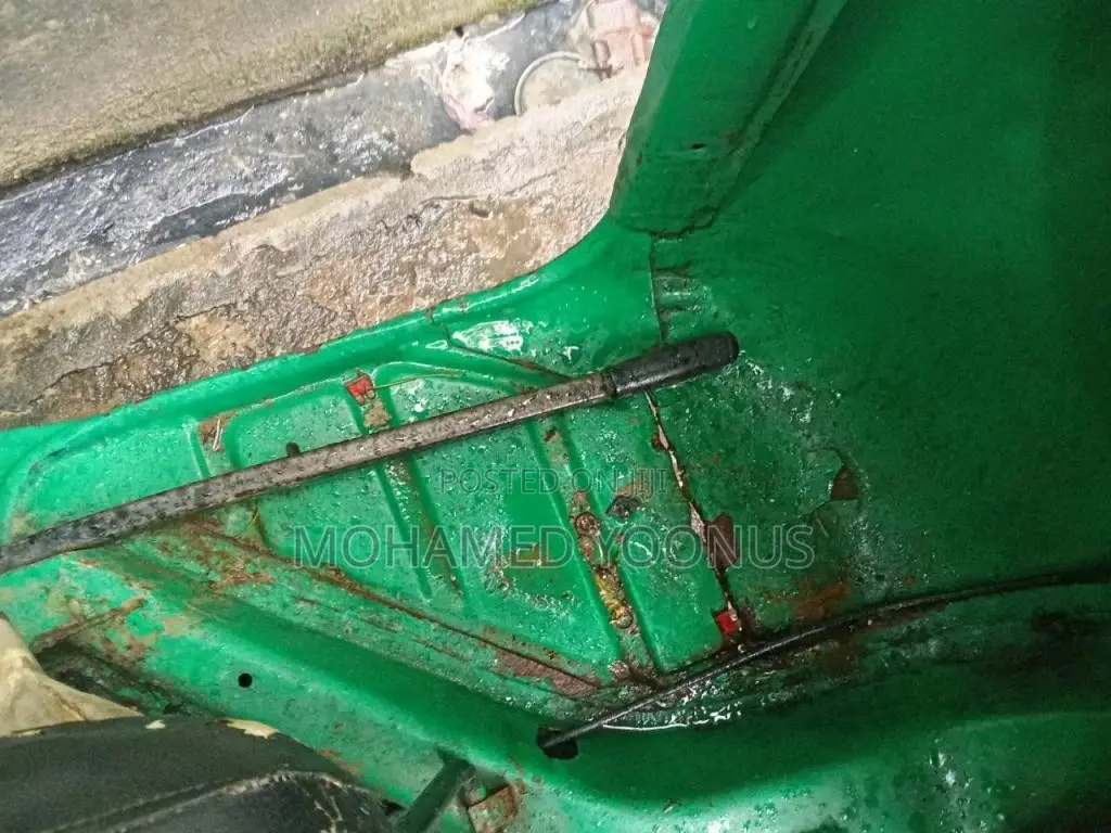 Bajaj 4 stroke 2008 Three Wheel (Used)