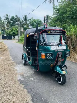 Bajaj 4 Stroke 2010 Three Wheel (Used)