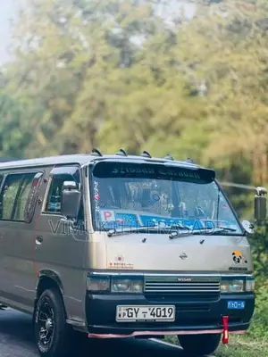 Nissan Caravan 1997 Van (Used)