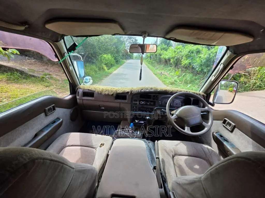 Nissan Qd 32 1998 Van (Used)