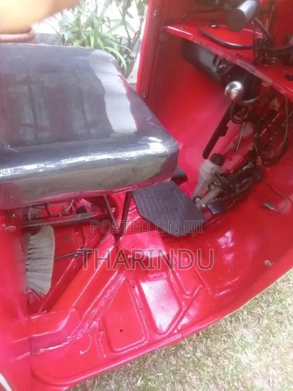 Bajaj RE 2004 Three Wheel (Used)