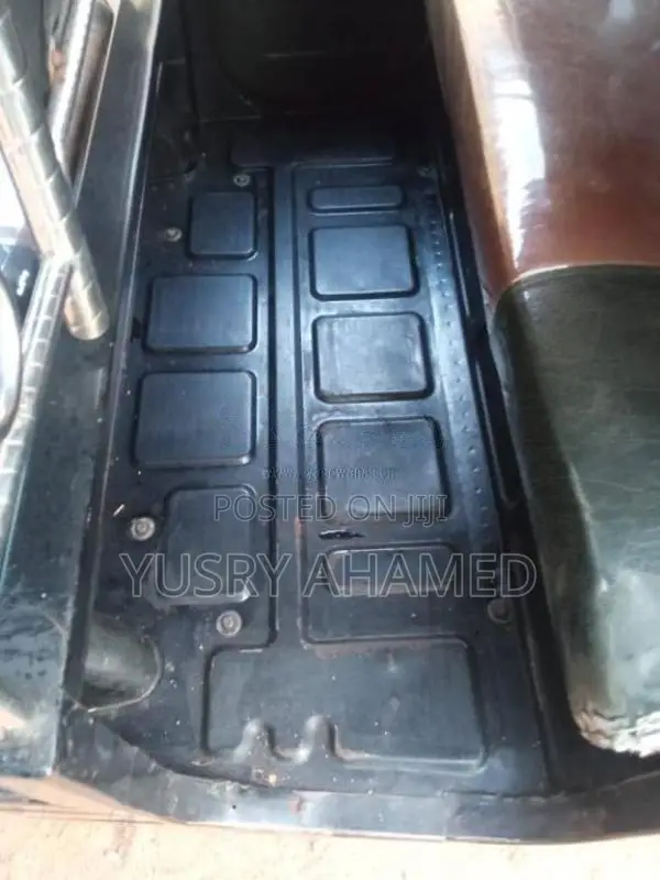 Bajaj RE 4 Stroke 2014 Three Wheel (Used)