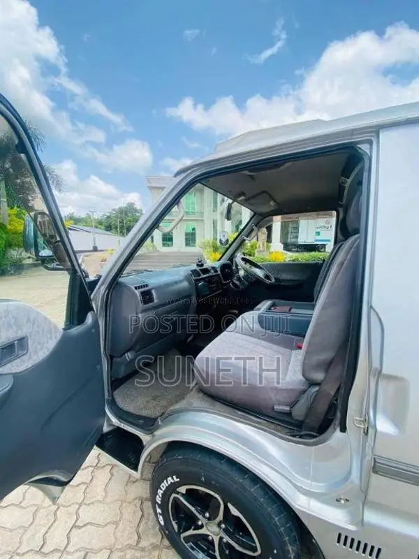 Nissan Vanette GL Model 2006 Van (Used)