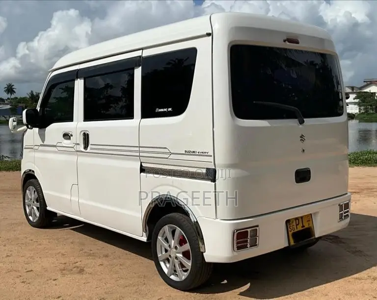 Suzuki Every 2017 Van (Used)