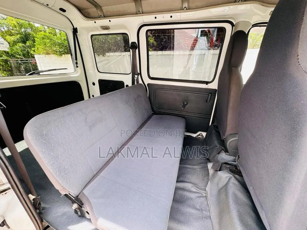 Daihatsu Hijet 2014 Van (Used)
