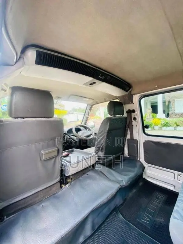 Nissan Vanette GL Model 2006 Van (Used)