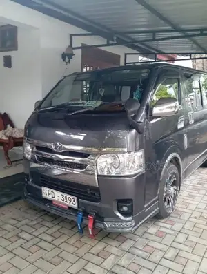 Toyota KDH 2008 Van (Used)