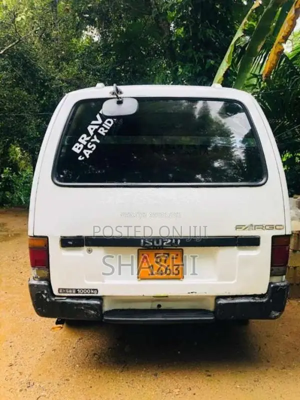 Isuzu Fargo 1996 Van (Used)