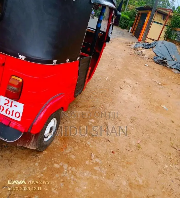 Bajaj 2 Stroke 1998 Three Wheel (Used)