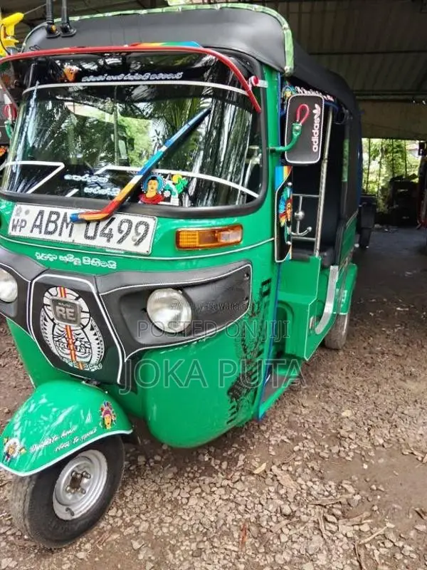 Bajaj 4 Stroke 2016 Three Wheel (Used)