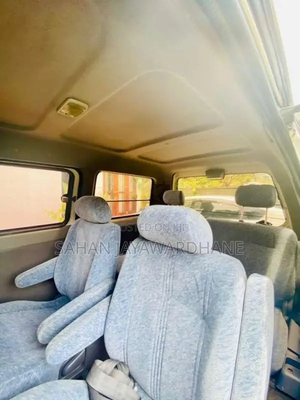 Toyota CR42 2004 Van (Used)