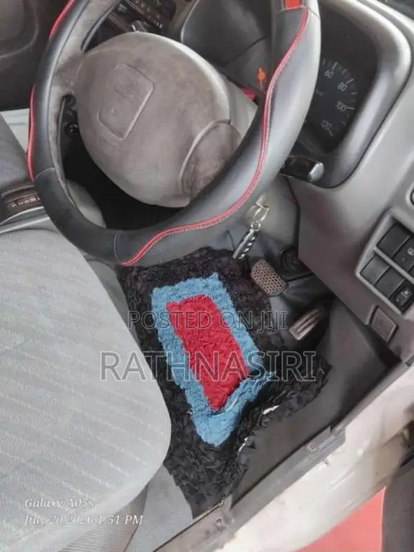 Suzuki Every 2005 Van (Used)