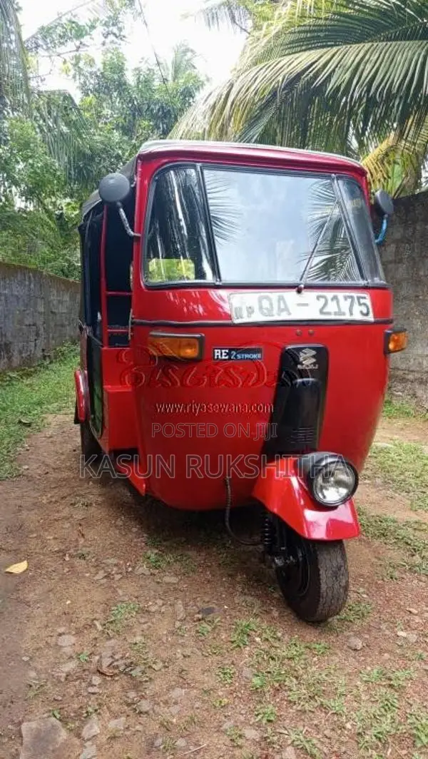 Bajaj RE 2 Stroke 2005 Three Wheel (Used)