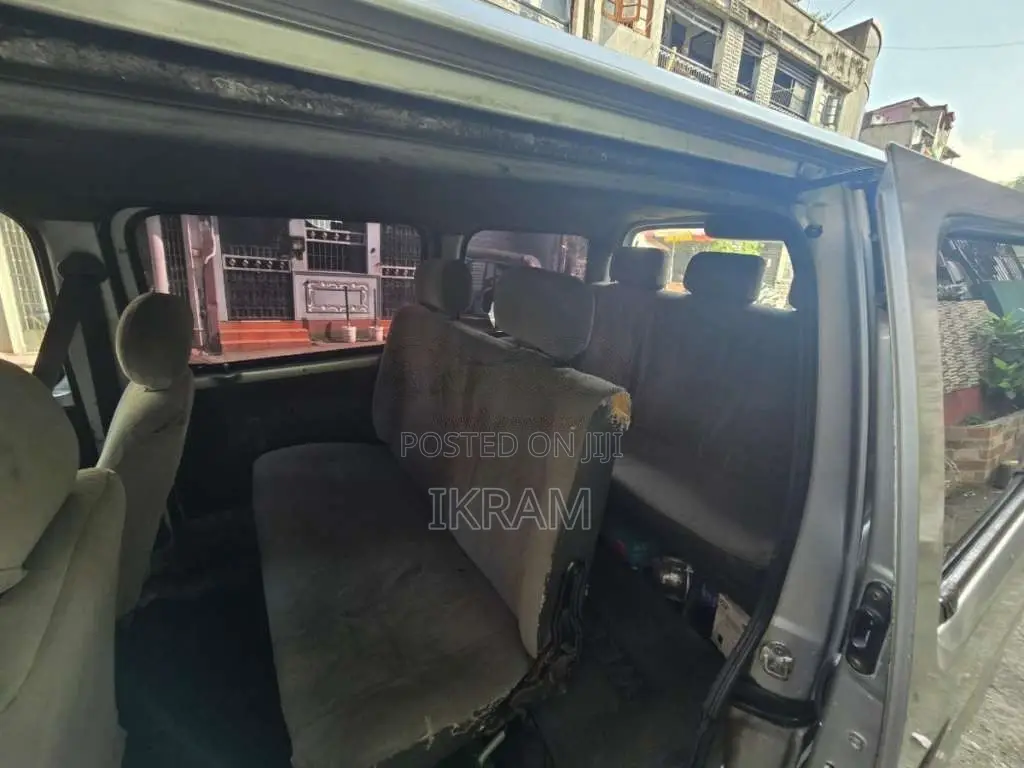 Suzuki Carry 2001 Van (Used)