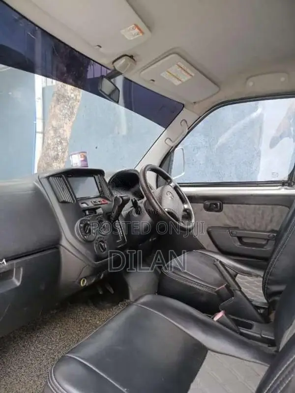 Toyota Townace 2012 Van (Used)