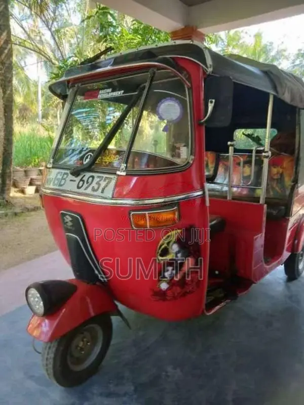 Bajaj 2 Stroke 2000 Three Wheel Unregistered (Recondition)