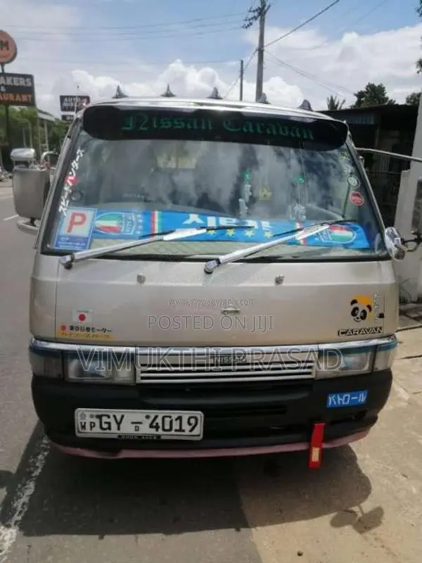 Nissan Caravan 1997 Van (Used)