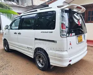 Toyota KR42 Full Noah 2000 Van (Used)