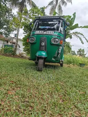 Bajaj RE 205 2013 Three Wheel (Used)