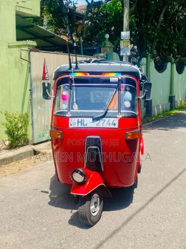 Bajaj 2 Stroke 2003 Three Wheel (Used)