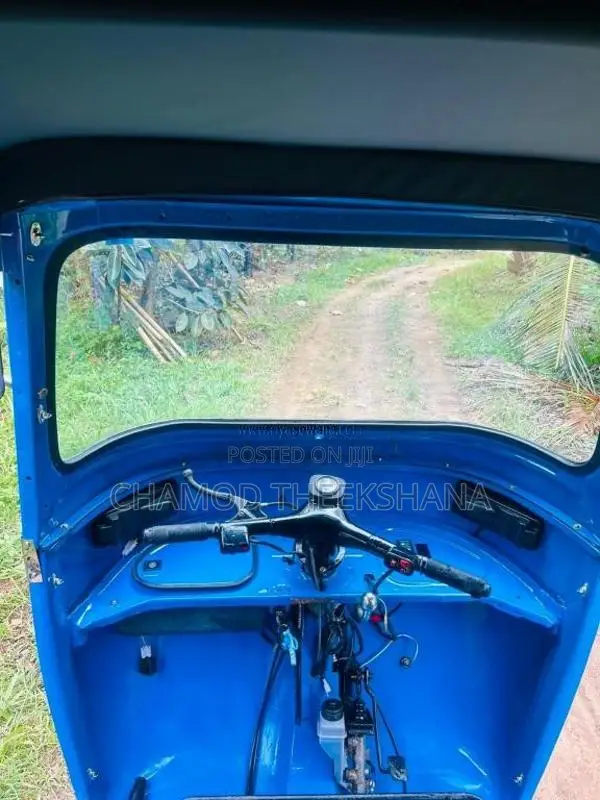 Bajaj 2 Stroke 2005 Three Wheel (Used)