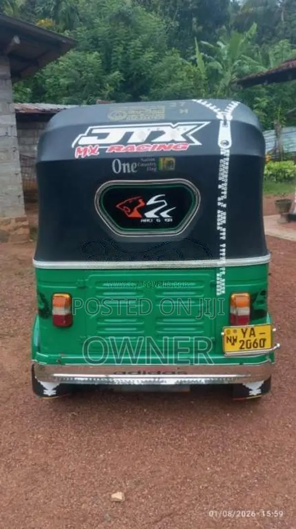 Bajaj RE 2010 Three Wheel (Used)