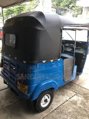 Bajaj RE 2015 Three Wheel (Used)