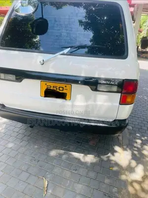 Toyota TownAce 1997 Van (Used)